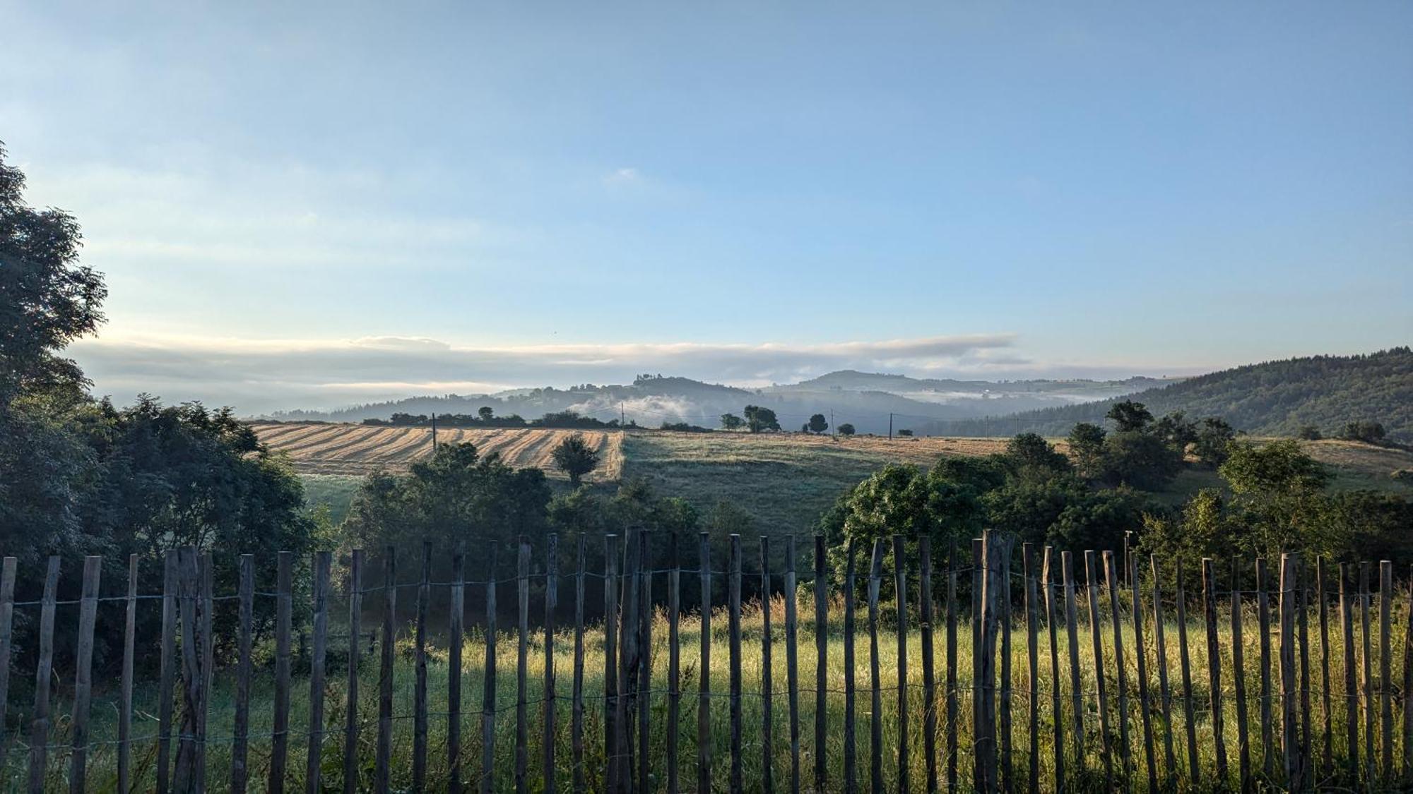 La Grange, Le Hameau Des Volcans - Deconnexion Face A La Vue Saint-Just-pres-Brioude エクステリア 写真